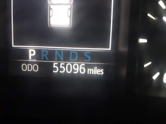 2019 Toyota Tundra 4WD SR5 with VIN 5TFDY5F19KX786981, listed as a IAAI auction lot 41345927 with 55,096 mi miles. Bid and sale history available at carsss.com. Image 15.