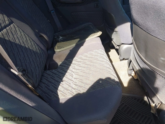 1998 Toyota RAV4 with VIN JT3GP10V9W7038486, listed as a IAAI auction lot 41778465 with 157,143 mi miles. Bid and sale history available at carsss.com. Image 8.