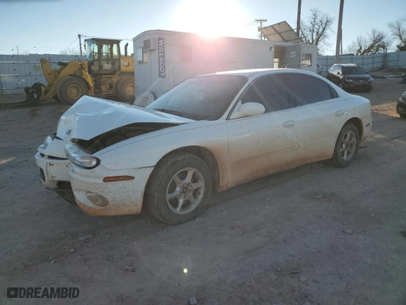 2002 Oldsmobile Aurora with VIN 1G3GR64H024127902, listed as a Copart auction lot 86681674 with 0 mi miles and Salvage Title. Bid and sale history available at carsss.com. Image 1.