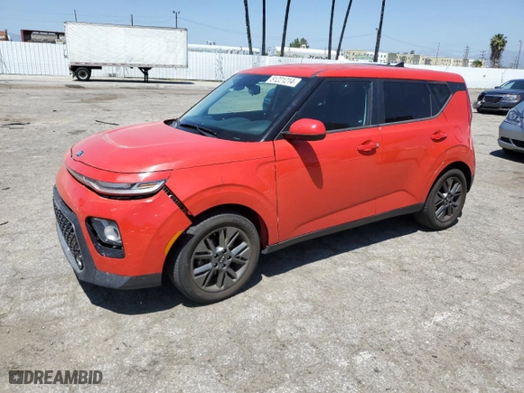 2020 Kia Soul EX with VIN KNDJ33AU2L7082744, listed as a Copart auction lot 51221214 with 0 mi miles and Salvage Title. Bid and sale history available at carsss.com. Image 1.