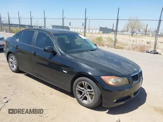 2008 BMW 3 Series 328i z VIN WBAVA37558ND55864, wystawiony jako IAAI lot #42235142 z przebiegiem 115 857 mil mil oraz . Historia ofert i sprzedaży dostępna na DreamBid. Obrazek 1.