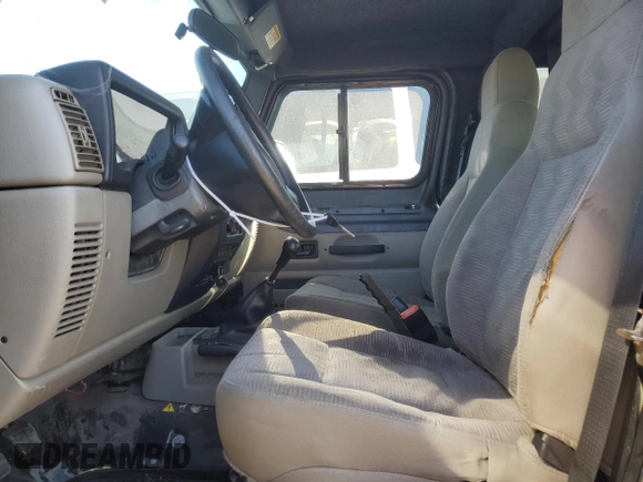 2005 Jeep Wrangler SE with VIN 1J4FA291X5P340277, listed as a Copart auction lot 88562825 with 224,475 mi miles and Clean Title. Bid and sale history available at carsss.com. Image 7.