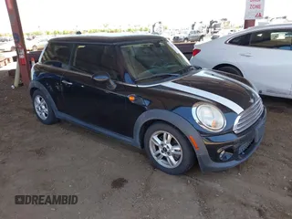 2013 MINI Hardtop with VIN WMWSU3C59DT549459, listed as a IAAI auction lot 42605442 with 157,464 mi miles and . Bid and sale history available at DreamBid. Image 1.