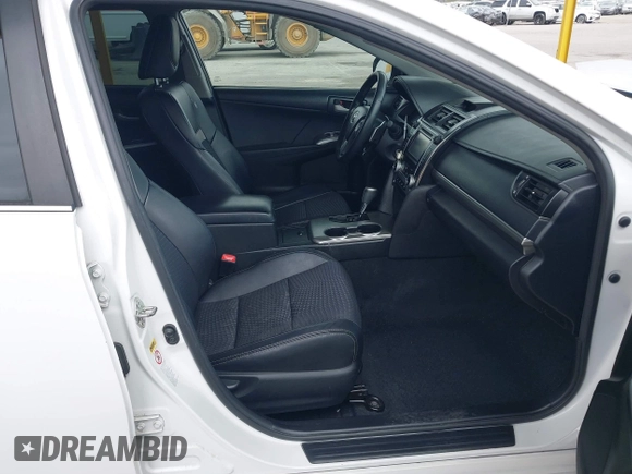 2012 Toyota Camry L with VIN 4T1BF1FK4CU191355, listed as a IAAI auction lot 42043091 with 139,629 mi miles. Bid and sale history available at carsss.com. Image 5.