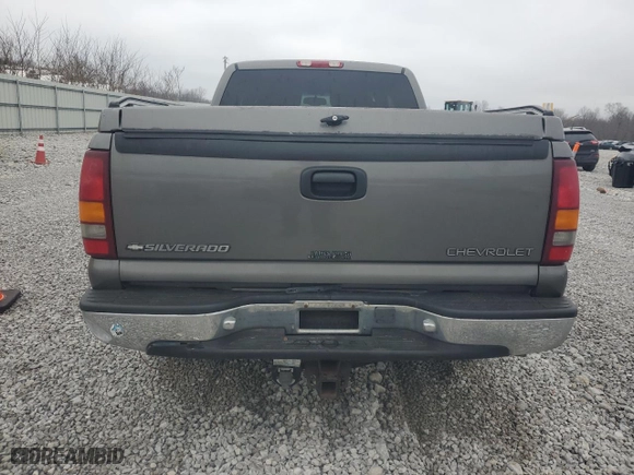 2002 Chevrolet Silverado 1500 LT with VIN 2GCEC19TX21128947, listed as a Copart auction lot 52544135 with 109,529 mi miles and Salvage Title. Bid and sale history available at carsss.com. Image 6.