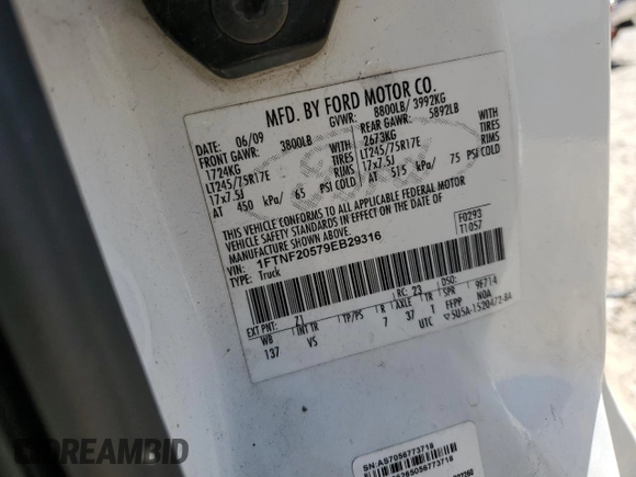 2009 Ford F-250 XL with VIN 1FTNF20579EB29316, listed as a Copart auction lot 53327005 with 183,179 mi miles and Salvage title. Bid and sale history available at DreamBid. Image 14.