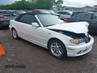 2004 BMW 3 Series 325Ci z VIN WBABW33414PG97487, wystawiony jako IAAI lot #42171033 z przebiegiem 140 761 mil mil oraz . Historia ofert i sprzedaży dostępna na DreamBid. Obrazek 1.