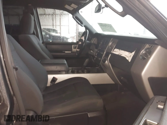 2017 Ford Expedition XLT z VIN 1FMJU1HT9HEA63167, wystawiony jako IAAI lot #42100559 z przebiegiem 134 485 mil mil oraz . Historia ofert i sprzedaży dostępna na DreamBid. Obrazek 5.