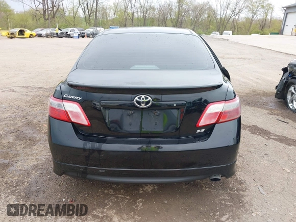 2008 Toyota Camry LE z VIN 4T1BE46K08U212553, wystawiony jako IAAI lot #42059593 z przebiegiem 475 590 mil mil oraz . Historia ofert i sprzedaży dostępna na DreamBid. Obrazek 16.
