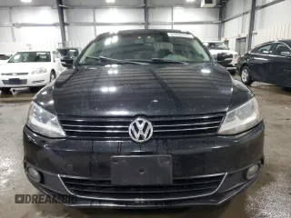 2012 Volkswagen Jetta Sedan SEL w/Sunroof with VIN 3VWLX7AJ4CM327525, listed as a Copart auction lot 83566654 with 180,612 mi miles and Salvage Title. Bid and sale history available at carsss.com. Image 5.