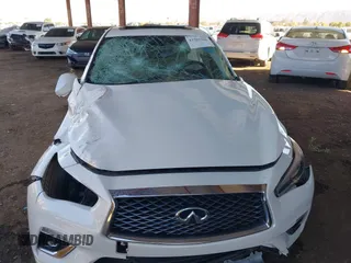 2020 Infiniti Q50 EDITION 30 with VIN JN1EV7APXLM201755, listed as a IAAI auction lot 41505386 with 52,316 mi miles and . Bid and sale history available at carsss.com. Image 6.