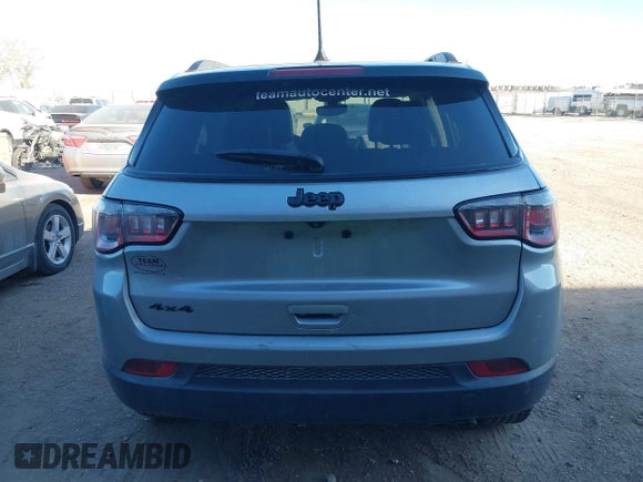 2018 Jeep Compass Latitude with VIN 3C4NJDBB1JT326239, listed as a IAAI auction lot 41325854 with 79,192 mi miles and . Bid and sale history available at DreamBid. Image 16.