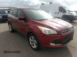 2015 Ford Escape SE with VIN 1FMCU9G96FUB94525, listed as a IAAI auction lot 42137422 with 139,476 mi miles. Bid and sale history available at carsss.com. Image 1.