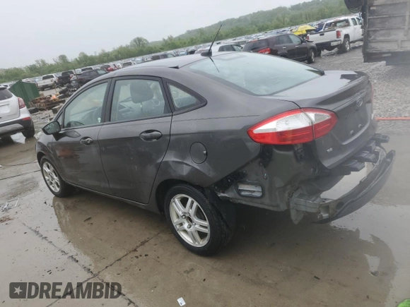 2016 Ford Fiesta SE z VIN 3FADP4BJ8GM143270, wystawiony jako Copart lot #55036175 z przebiegiem 205 303 mil mil oraz Szkoda całkowita • Salvage title. Historia ofert i sprzedaży dostępna na DreamBid. Obrazek 2.