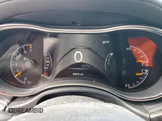 2019 Jeep Grand Cherokee High Altitude с VIN 1C4RJFCG4KC774527, выставлен на аукционе Copart как лот 59796785 с пробегом 40 872 миль миль и Списание • Salvage title. История ставок и продаж доступна на DreamBid. Изображение 9.