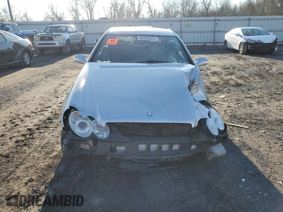 2009 Mercedes-Benz CLK 550 with VIN WDBTJ72J49F263822, listed as a Copart auction lot 86563524 with Not Provided miles and Salvage Title. Bid and sale history available at DreamBid. Image 5.