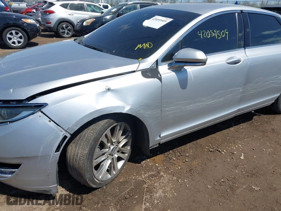 2015 Lincoln MKZ Hybrid with VIN 3LN6L2LU6FR600747, listed as a IAAI auction lot 42059509 with 1 mi miles. Bid and sale history available at carsss.com. Image 6.