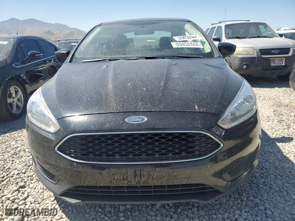 2018 Ford Focus SE with VIN 1FADP3F29JL262175, listed as a Copart auction lot 69452444 with 105,830 mi miles and Salvage Title. Bid and sale history available at carsss.com. Image 5.