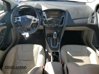 2015 Ford Focus Electric с VIN 1FADP3R4XFL293567, выставлен на аукционе Copart как лот 81951594 с пробегом 54 993 миль миль и Чистый • Clean title. История ставок и продаж доступна на DreamBid. Изображение 8.