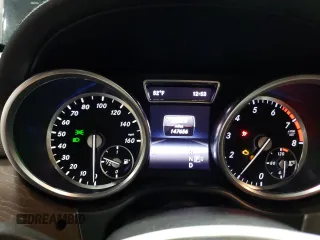 2014 Mercedes-Benz M 550 with VIN 4JGDA7DB6EA324621, listed as a Copart auction lot 51249965 with 147,656 mi miles and Clean title. Bid and sale history available at DreamBid. Image 9.
