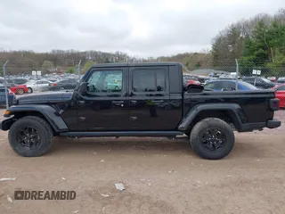 2021 Jeep Gladiator Freedom с VIN 1C6HJTAG7ML542804, выставлен на аукционе IAAI как лот 42146884 с пробегом 98 458 миль миль и . История ставок и продаж доступна на DreamBid. Изображение 15.