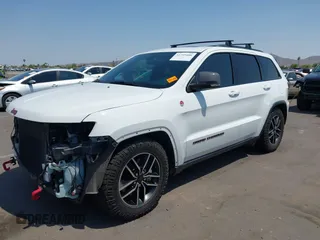 2019 Jeep Grand Cherokee Trailhawk with VIN 1C4RJFLT7KC751143, listed as a IAAI auction lot 42749406 with 54,024 mi miles and . Bid and sale history available at DreamBid. Image 2.