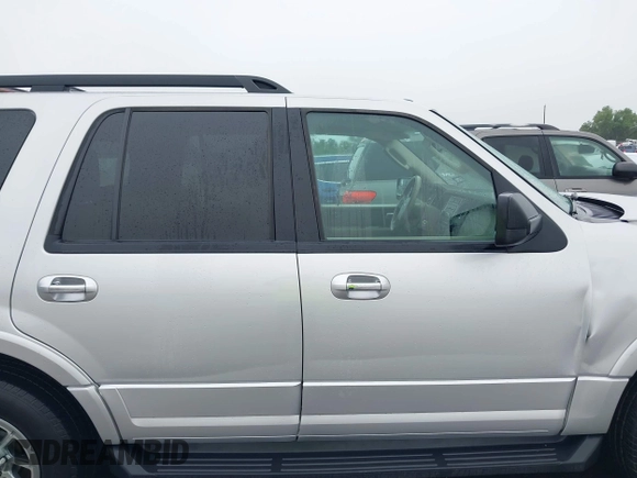 2014 Ford Expedition XLT with VIN 1FMJU1H52EEF01900, listed as a IAAI auction lot 42106404 with 149,992 mi miles and . Bid and sale history available at DreamBid. Image 13.