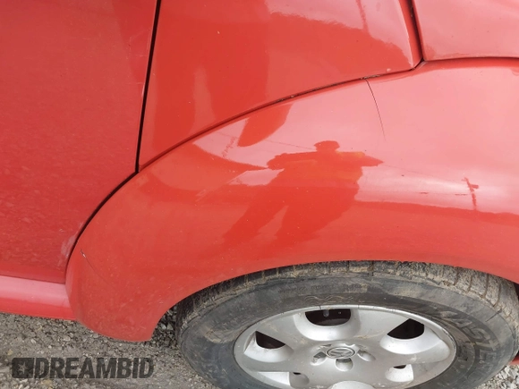 2003 Volkswagen Beetle GLS z VIN 3VWCK21Y73M320888, wystawiony jako IAAI lot #42424109 z przebiegiem Nie podano mil oraz . Historia ofert i sprzedaży dostępna na DreamBid. Obrazek 6.