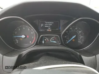 2013 Ford Focus SE with VIN 1FADP3K29DL184457, listed as a Copart auction lot 49895955 with 118,027 mi miles and Salvage Title. Bid and sale history available at carsss.com. Image 9.
