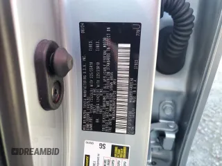 2024 Toyota Corolla Cross XLE z VIN 7MUDAABG9RV101729, wystawiony jako Copart lot #57681495 z przebiegiem 5 870 mil mil oraz Szkoda całkowita • Salvage title. Historia ofert i sprzedaży dostępna na DreamBid. Obrazek 13.