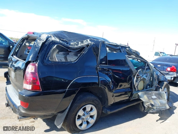 2005 Toyota 4Runner SR5 with VIN JTEZU14R750050441, listed as a IAAI auction lot 40070707 with 1 mi miles. Bid and sale history available at carsss.com. Image 5.