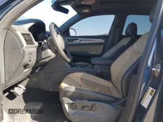 2023 Volkswagen Atlas SEL z VIN 1V2SE2CA1PC222936, wystawiony jako Copart lot #48410245 z przebiegiem 31 223 mil mil oraz Szkoda całkowita • Salvage title. Historia ofert i sprzedaży dostępna na DreamBid. Obrazek 7.