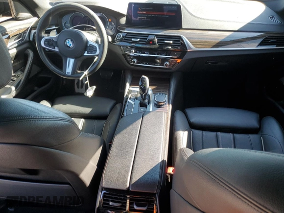 2017 BMW 5 Series 540i с VIN WBAJE5C31HG915934, выставлен на аукционе Copart как лот 50396425 с пробегом 71 652 миль миль и Списание • Salvage title. История ставок и продаж доступна на DreamBid. Изображение 8.