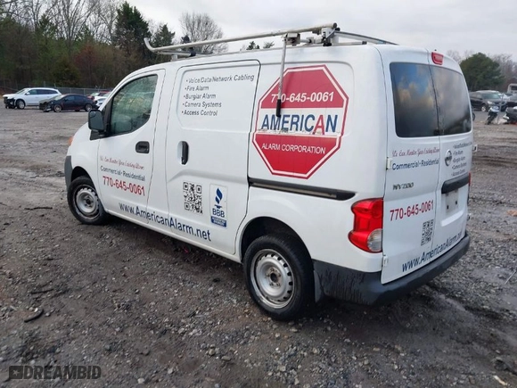 2015 Nissan NV200 SV with VIN 3N6CM0KN8FK695529, listed as a IAAI auction lot 41530913 with 227,823 mi miles. Bid and sale history available at carsss.com. Image 3.