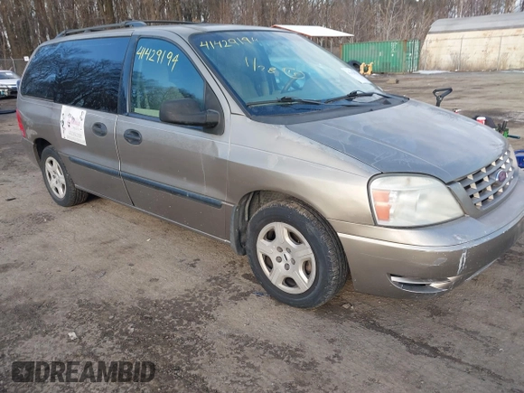 2005 Ford Freestar SE z VIN 2FMZA51645BA05742, wystawiony jako IAAI lot #41429194 z przebiegiem 145 415 mil mil oraz . Historia ofert i sprzedaży dostępna na DreamBid. Obrazek 1.