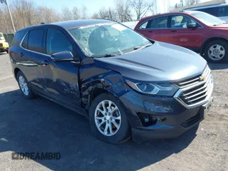 2019 Chevrolet Equinox LT z VIN 3GNAXUEV3KL105530, wystawiony jako IAAI lot #42053496 z przebiegiem 96 643 mil mil oraz . Historia ofert i sprzedaży dostępna na DreamBid. Obrazek 1.