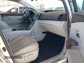 2009 Toyota Venza with VIN 4T3ZK11A19U005277, listed as a IAAI auction lot 42638142 with 92,241 mi miles and . Bid and sale history available at DreamBid. Image 5.