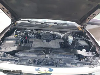 2016 Chevrolet Silverado 1500 LT with VIN 1GCRCREC8GZ180162, listed as a IAAI auction lot 41946432 with 162,090 mi miles. Bid and sale history available at carsss.com. Image 10.