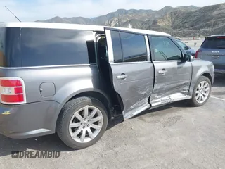 2009 Ford Flex Limited with VIN 2FMDK53C09BA26412, listed as a IAAI auction lot 41755804 with 100,575 mi miles. Bid and sale history available at carsss.com. Image 6.