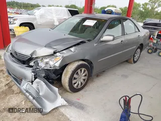 2005 Toyota Camry STD with VIN 4T1BE32K75U953925, listed as a IAAI auction lot 42411400 with 289,566 mi miles and . Bid and sale history available at DreamBid. Image 2.