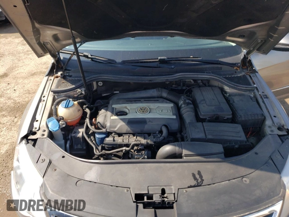 2010 Volkswagen CC Luxury z VIN WVWHL7AN0AE520751, wystawiony jako Copart lot #72500714 z przebiegiem 162 243 mil mil oraz Szkoda całkowita • Salvage title. Historia ofert i sprzedaży dostępna na DreamBid. Obrazek 11.