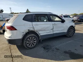 2020 Volkswagen Tiguan S with VIN 3VV1B7AX0LM160112, listed as a Copart auction lot 60428505 with 182,160 mi miles and Clean title. Bid and sale history available at DreamBid. Image 3.