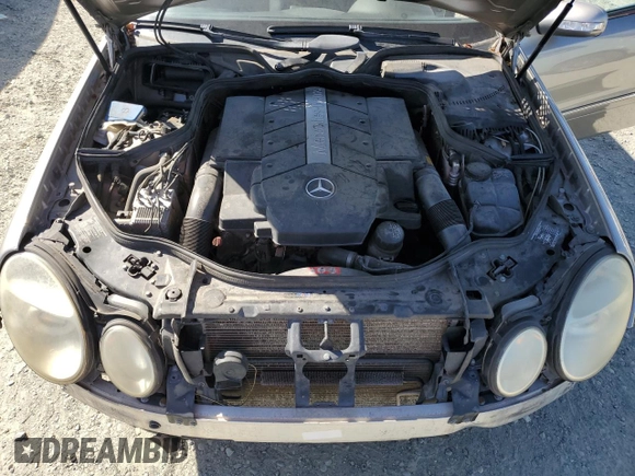 2006 Mercedes-Benz E 500 with VIN WDBUH83J96X194071, listed as a Copart auction lot 71035284 with 121,818 mi miles and Salvage Title. Bid and sale history available at carsss.com. Image 12.