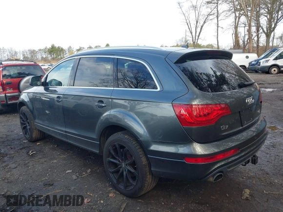 2015 Audi Q7 3.0T S line Prestige with VIN WA1DGAFE7FD023762, listed as a IAAI auction lot 42027169 with 110,744 mi miles. Bid and sale history available at carsss.com. Image 14.