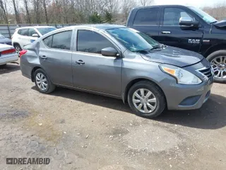 2019 Nissan Versa Sedan SV with VIN 3N1CN7APXKL827919, listed as a IAAI auction lot 41863085 with 100,997 mi miles. Bid and sale history available at carsss.com. Image 1.