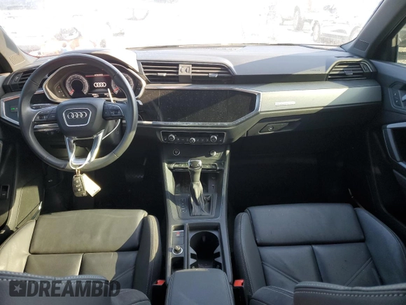 2021 Audi Q3 S line Premium Plus с VIN WA1EECF31M1103352, выставлен на аукционе Copart как лот 53702785 с пробегом 46 469 миль миль и На запчасти • Non repairable. История ставок и продаж доступна на DreamBid. Изображение 8.
