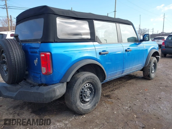 2022 Ford Bronco with VIN 1FMDE5BH1NLB71120, listed as a IAAI auction lot 41723502 with 56,387 mi miles and . Bid and sale history available at DreamBid. Image 4.