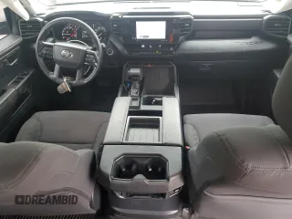 2022 Toyota Tundra SR with VIN 5TFKB5AB5NX019030, listed as a Copart auction lot 58558255 with 44,972 mi miles and Salvage title. Bid and sale history available at DreamBid. Image 8.