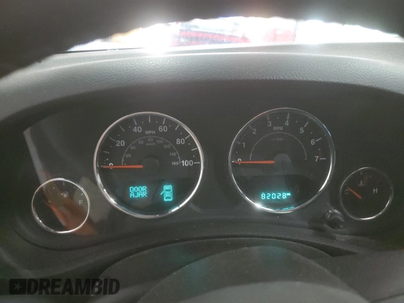 2018 Jeep Wrangler Willys Wheeler W z VIN 1C4AJWAG4JL909083, wystawiony jako Copart lot #57623175 z przebiegiem 82 028 mil mil oraz Szkoda całkowita • Salvage title. Historia ofert i sprzedaży dostępna na DreamBid. Obrazek 9.
