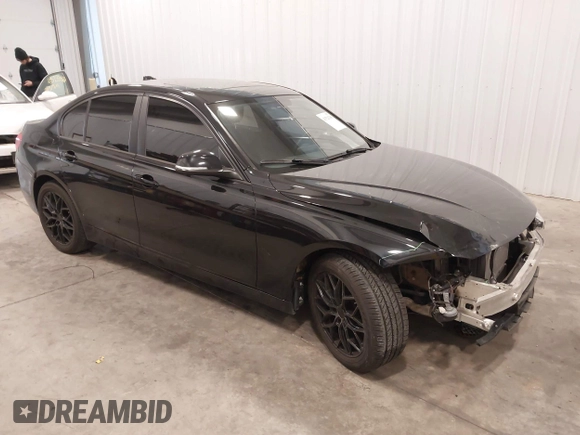 2018 BMW 3 Series 320i xDrive with VIN WBA8E5G5XJNU46855, listed as a IAAI auction lot 41526290 with 68,720 mi miles. Bid and sale history available at carsss.com. Image 1.